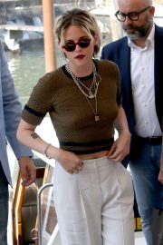 Kristen Stewart - Seen arriving at the 76th Venice Film Festival