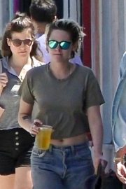 Kristen Stewart with a few friends out in Los Angeles