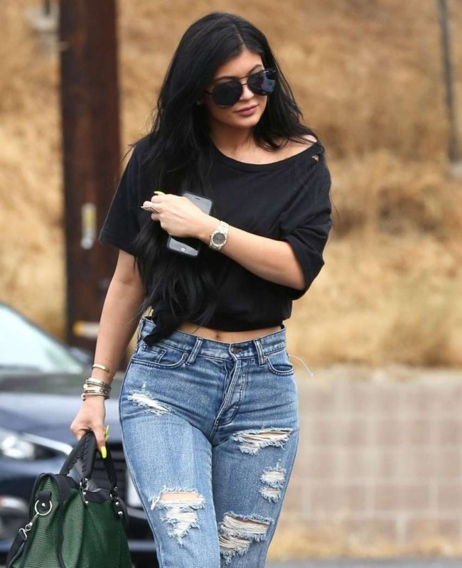Kylie Jenner in Ripped Jeans -02 – GotCeleb