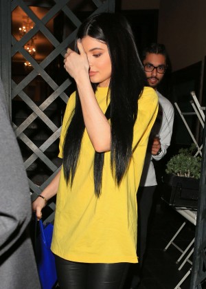 Kylie Jenner - Leaving beauty salon in Hollywood