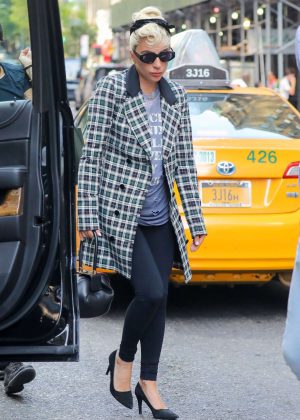 Lady Gaga - Out in New York