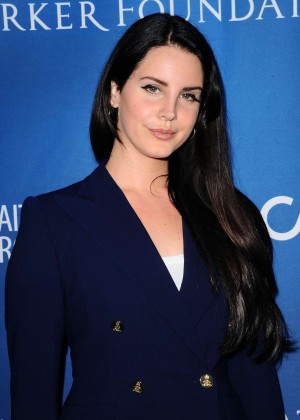 Lana Del Rey - Gala Benefiting Haiti Relief in Beverly Hills