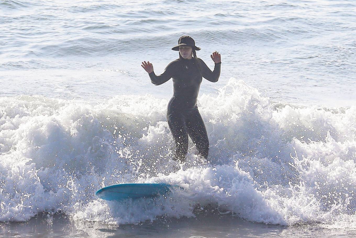 Leighton Meester – With her husband surfing in Malibu