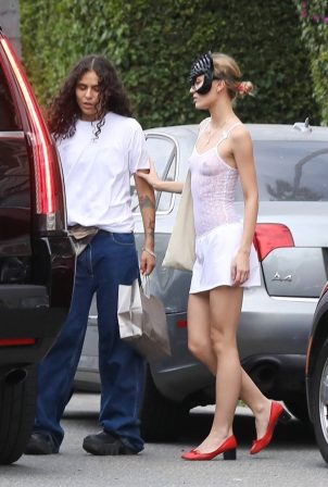 Lily Rose Depp - Seen with her girlfriend 070 Shake in West Hollywood