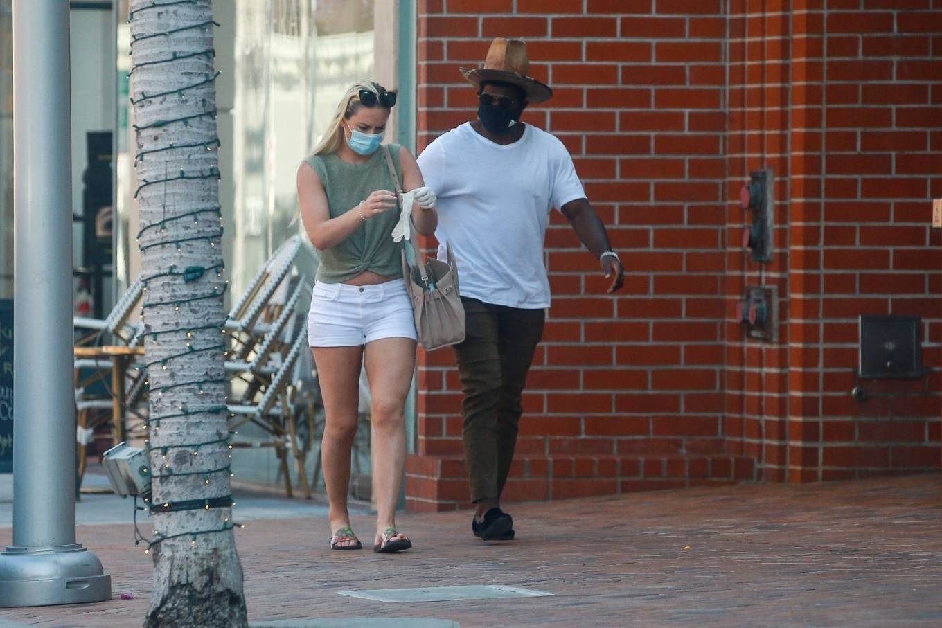 Lindsey Vonn in White Shorts at Rite Aid in Beverly Hills