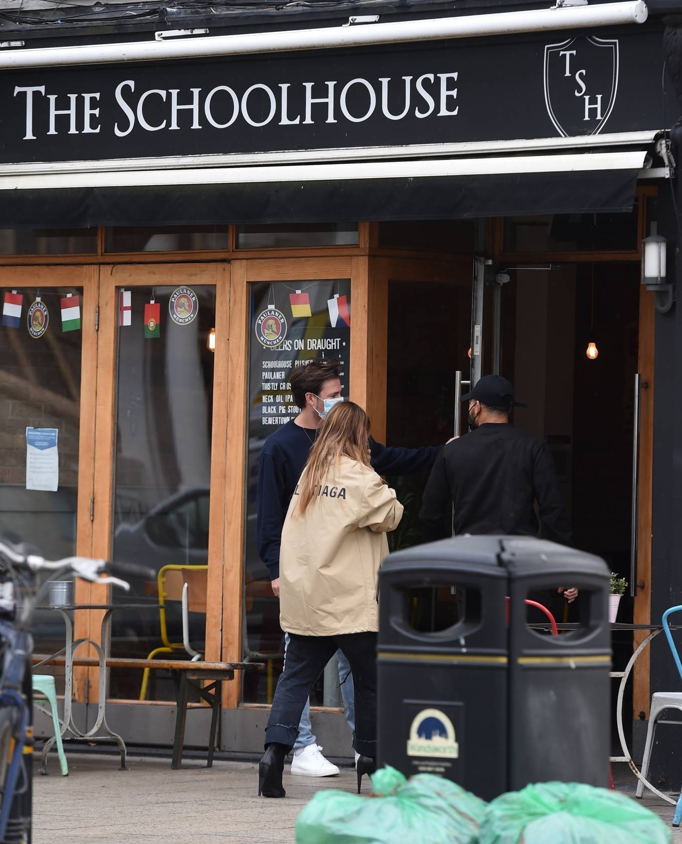 Louise Redknapp – Out for lunch at the Schoolhouse Restaurant in London