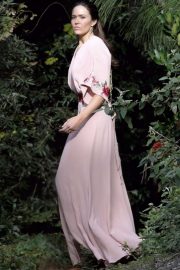 Mandy Moore in Pink Dress - On the set of 'This is Us' in Los Angeles