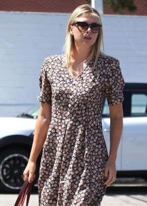 Maria Sharapova in Long Summer Dress in Los Angeles