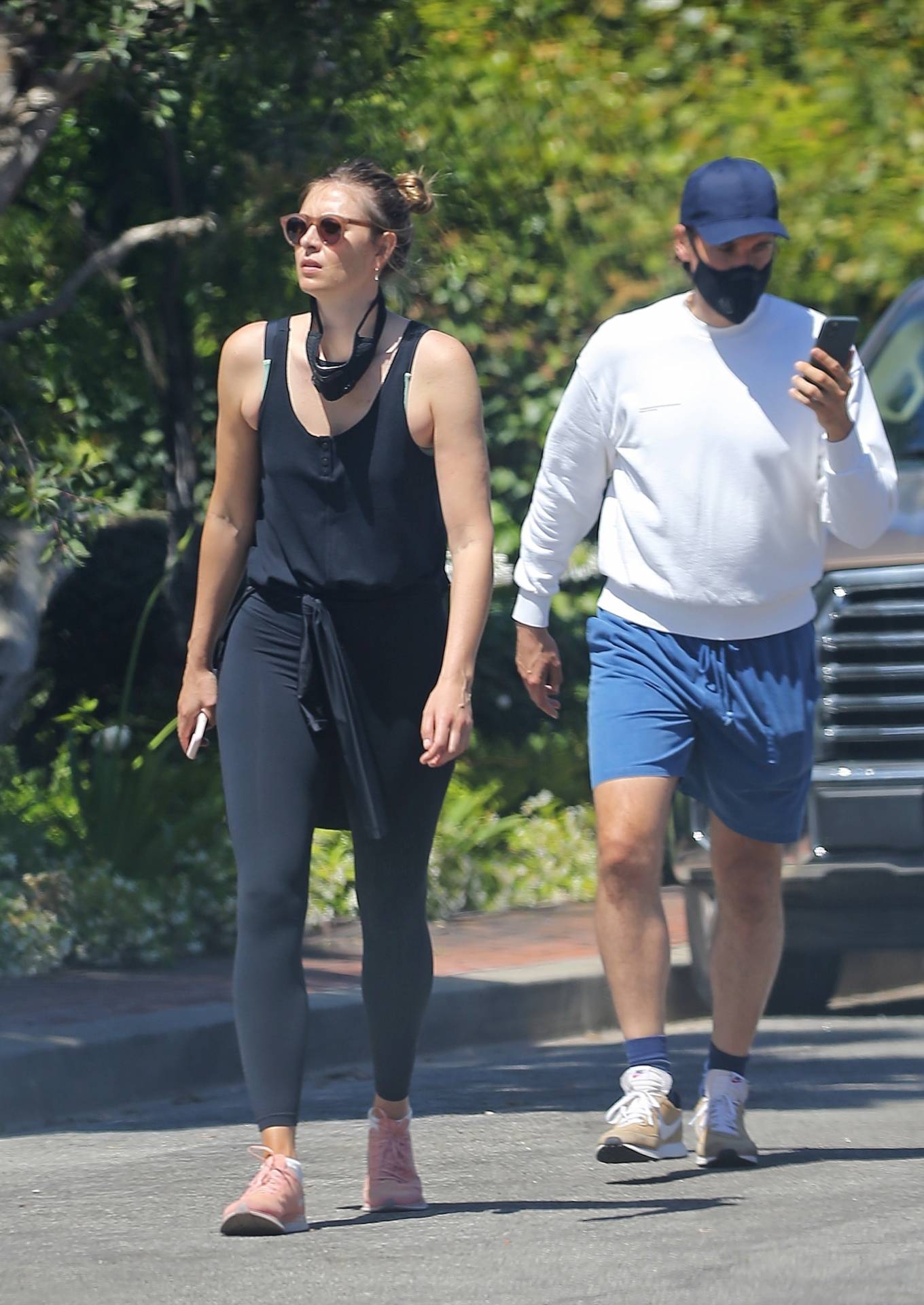 Maria Sharapova in Tights â€“ Out in Manhattan Beach