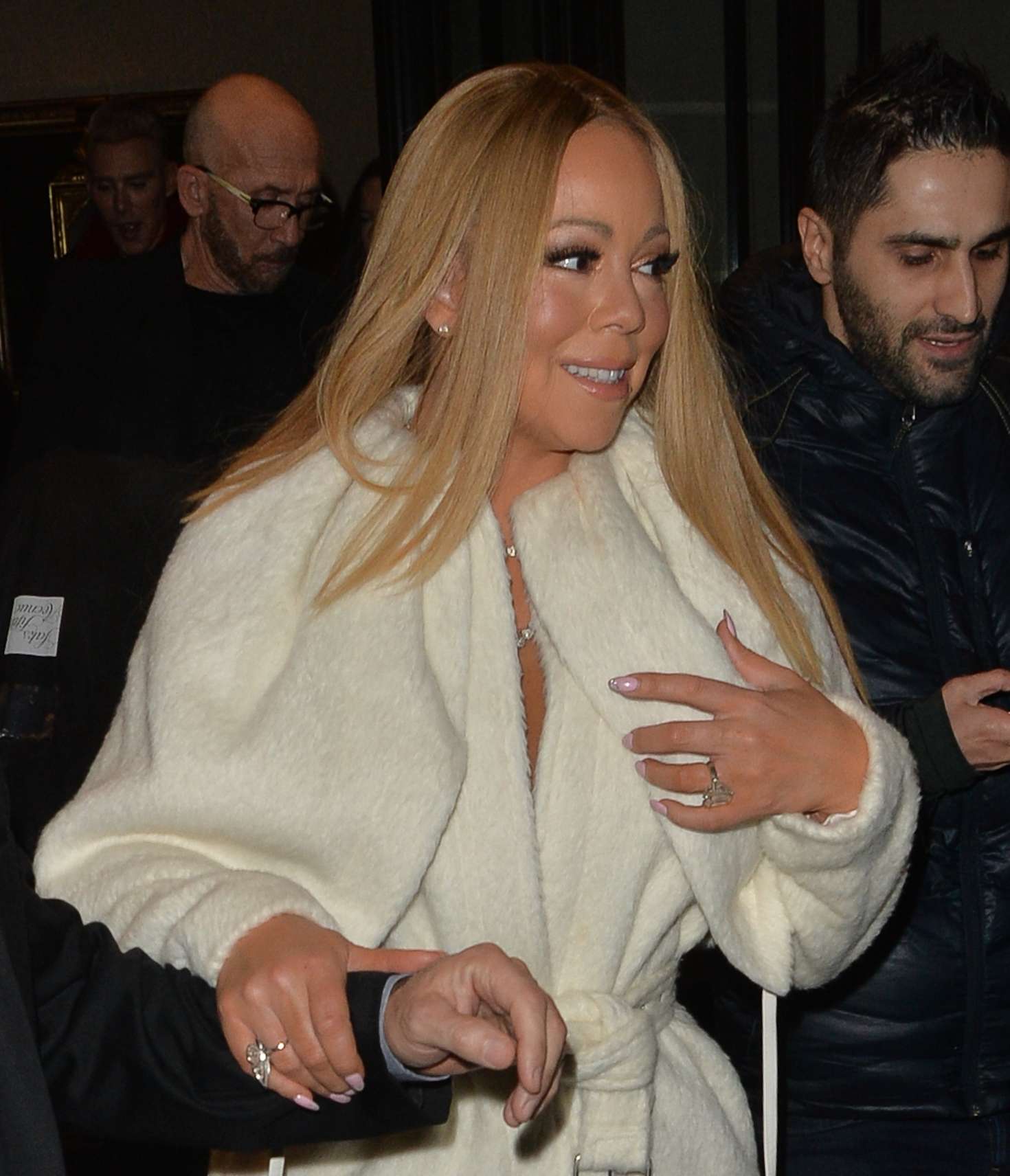 Mariah Carey Arriving At The Dorchester Hotel 01 Gotceleb 