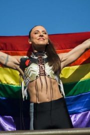 Melanie Chisholm - Performs at LGBT Parade of SP HIGH RESOLUTION in Sao Paulo