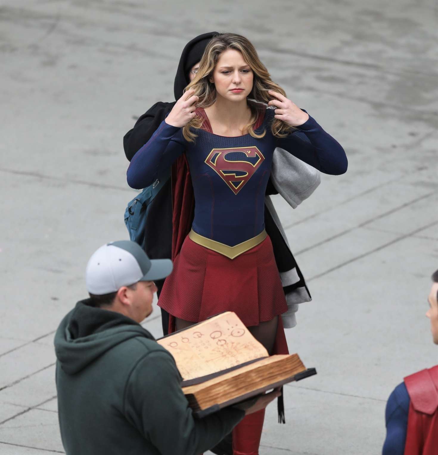 Melissa Benoist Filming Supergirl In Vancouver 26 Gotceleb