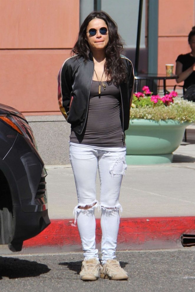 Michelle Rodriguez in Ripped Jeans -07 | GotCeleb