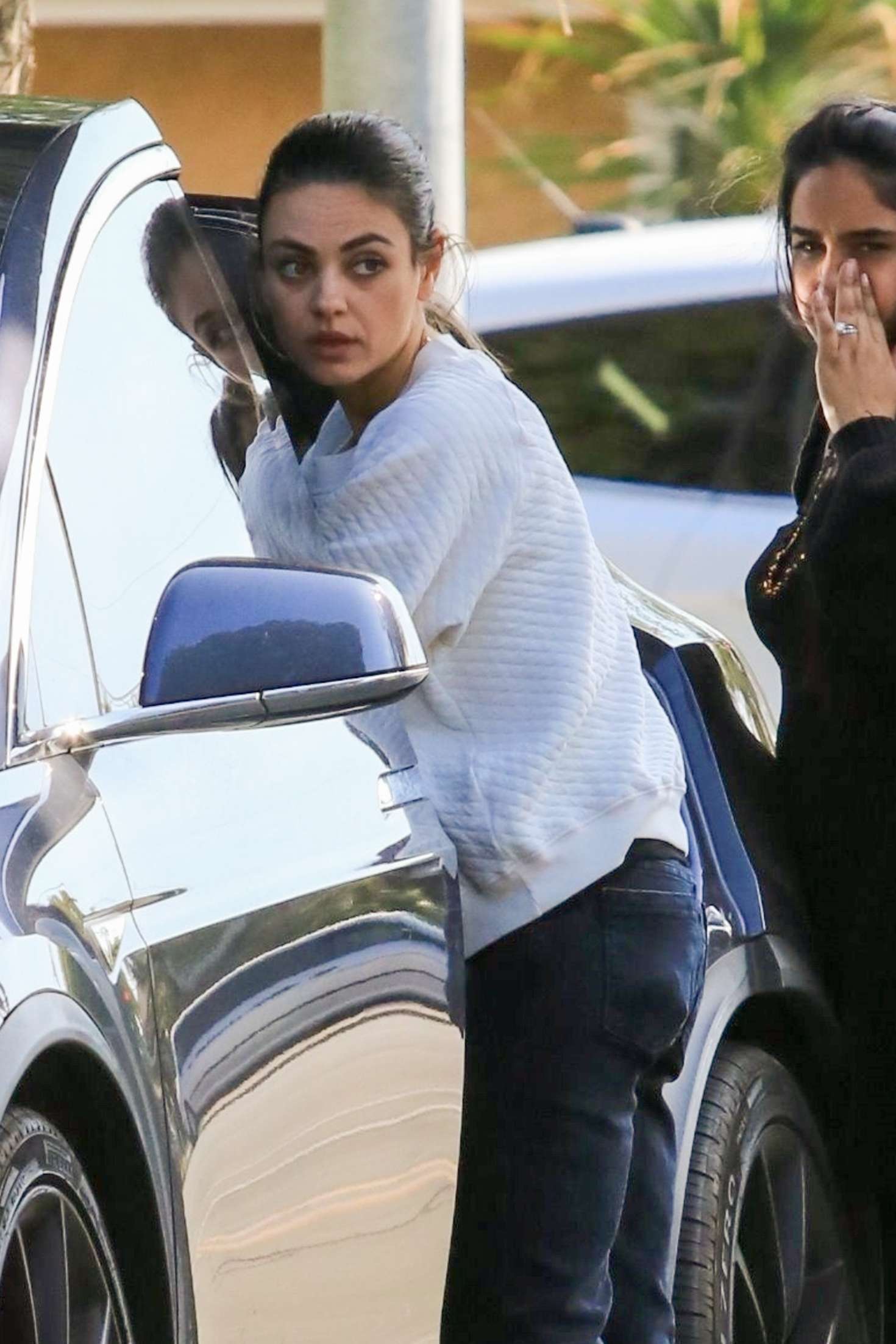 Mila Kunis: Leaving a friends house in Los Angeles -08 | GotCeleb