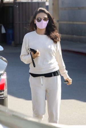 Mila Kunis - Seen after her skin care clinic visit in West Hollywood