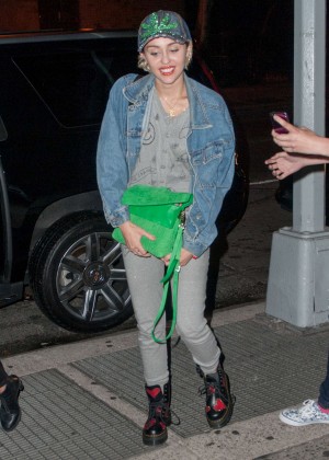 Miley Cyrus - Heading to the studio in NYC