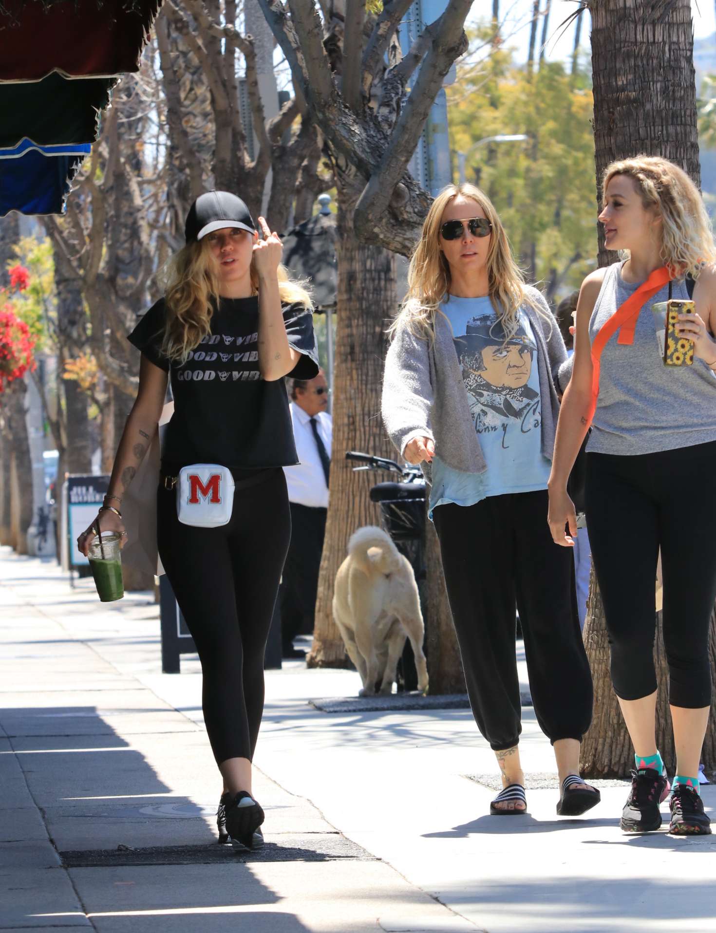 Miley Cyrus 2018 : Miley Cyrus with her mother out in Studio City -05