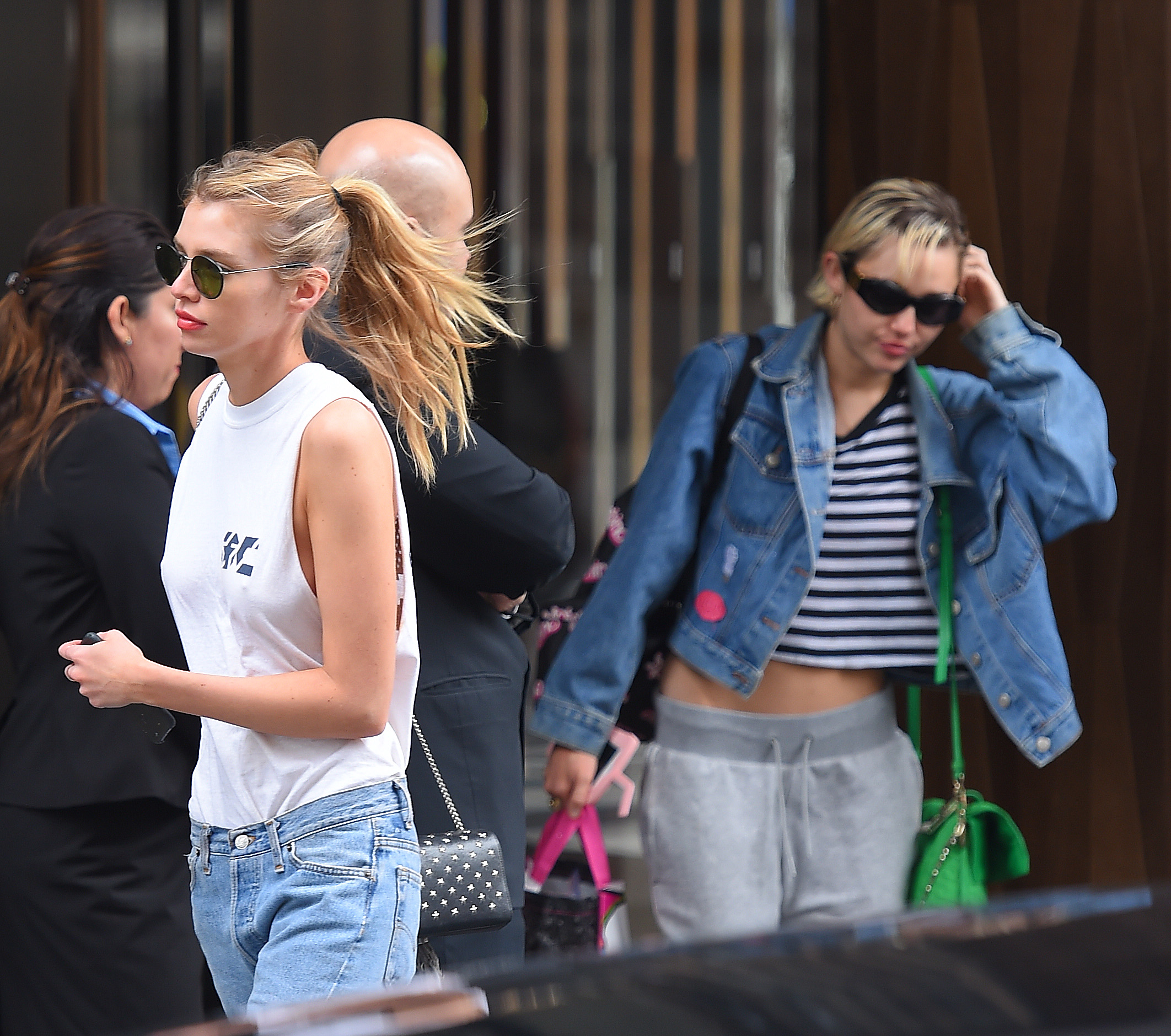 Miley Cyrus 2015 : Miley Cyrus with Stella Maxwell -12