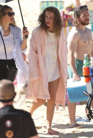 Millie Bobby Brown - On the set of 'The Electric State' at a local beach in Atlanta