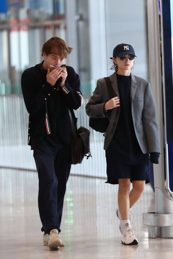 Natalia Dyer and Charlie Heaton - Arrives at Charles de Gaulle Airport in Paris