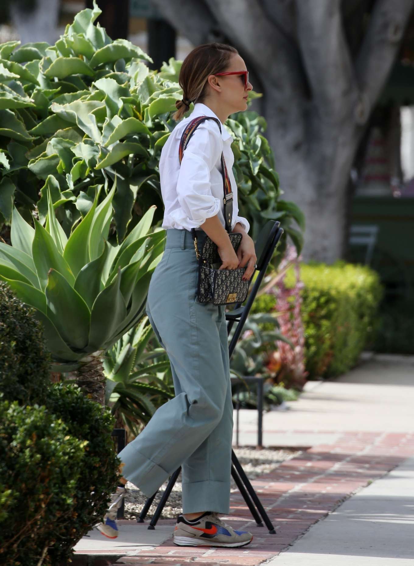 Natalie Portman - Out in Los Angeles-05 | GotCeleb