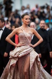 Natasha Poly - 'Oh Mercy!' Premiere at 2019 Cannes Film Festival
