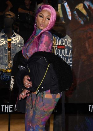 Nicki Minaj - Store Diesel Fashion Show in Milan