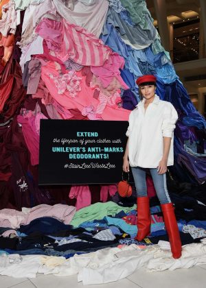 Olivia Culpo - Unilever's Stain-Less Waste-Less installation in NYC