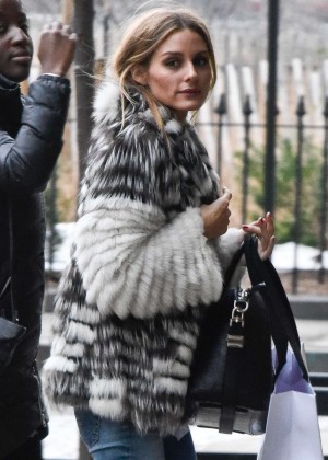 Olivia Palermo - Arriving to her Apartment in New York