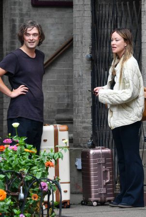 Olivia Wilde - Seen with her brother Charlie in New York