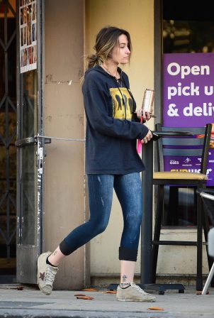 Paris Jackson - Leaves a tattoo parlor in West Hollywood