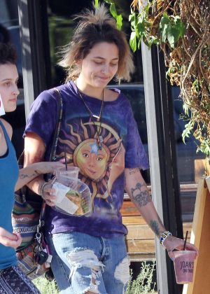 Paris Jackson out for lunch at Joan's On Third in Studio City