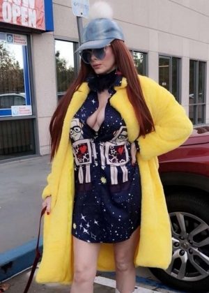 Phoebe Price in Yellow Shopping in LA