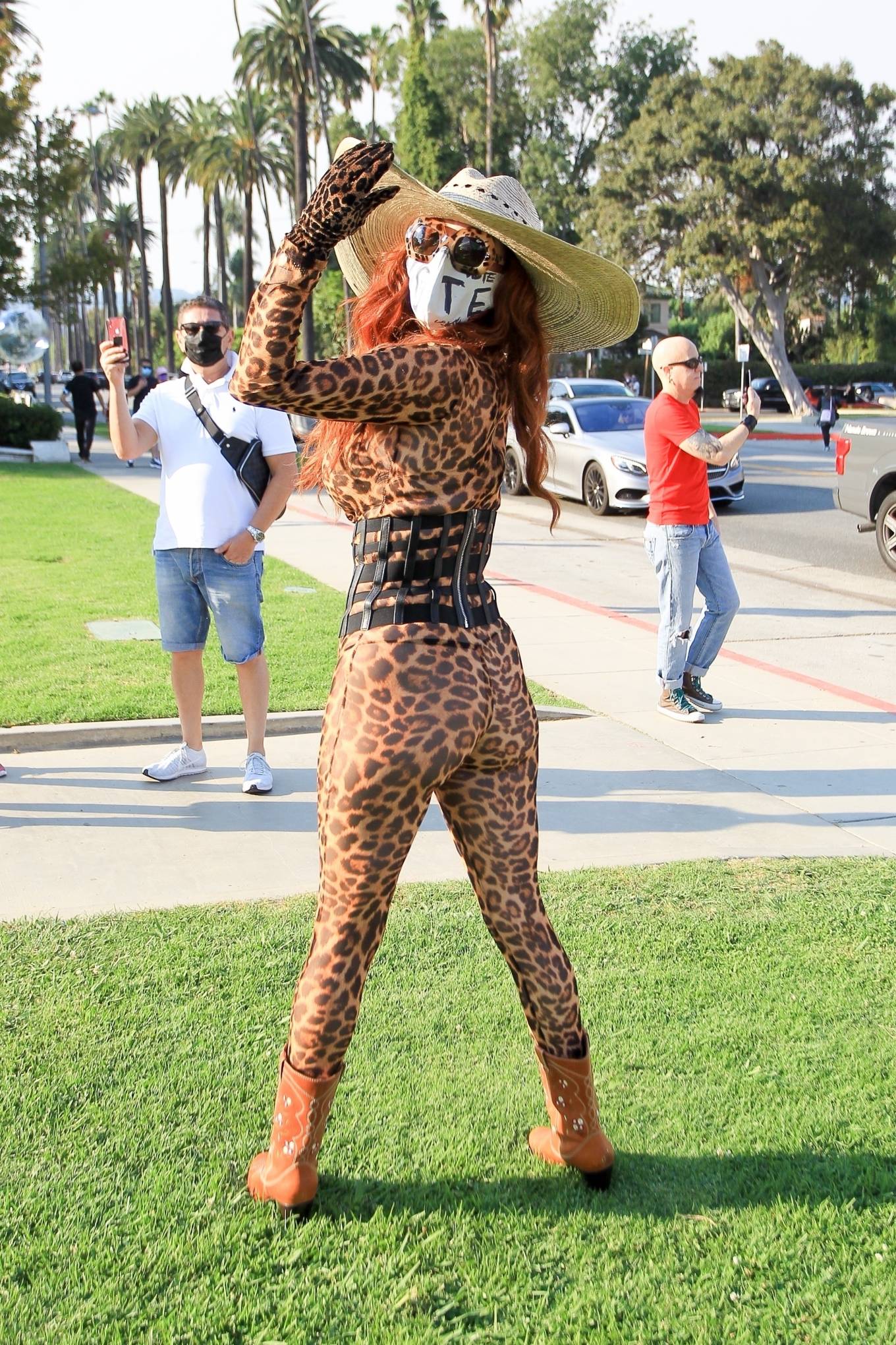 Phoebe Price – Meets Angelique ‘Frenchy’ Morgan at the Trump Rally in Beverly Hills