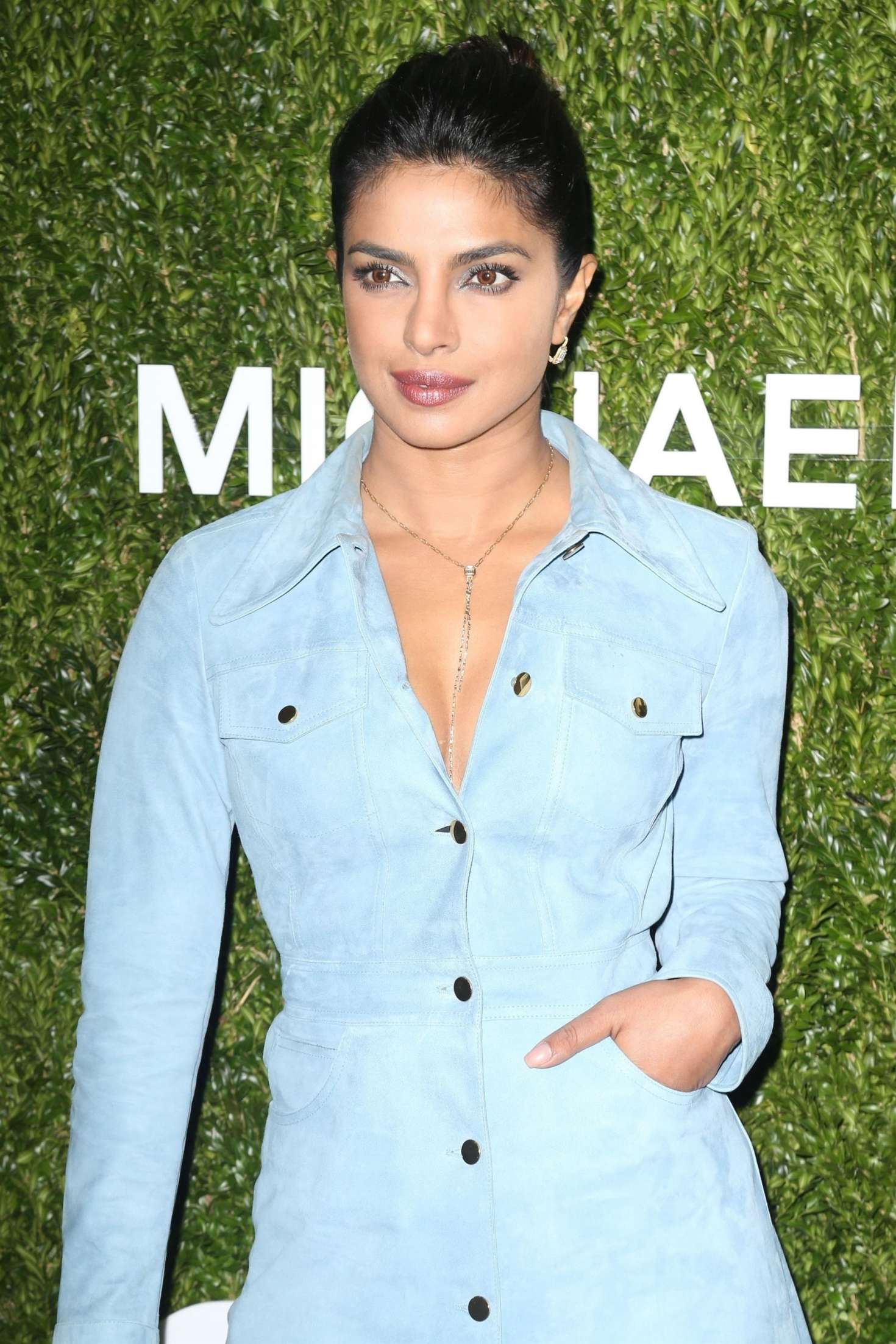 Priyanka Chopra – 12th Annual God's Love We Deliver 'Golden Heart