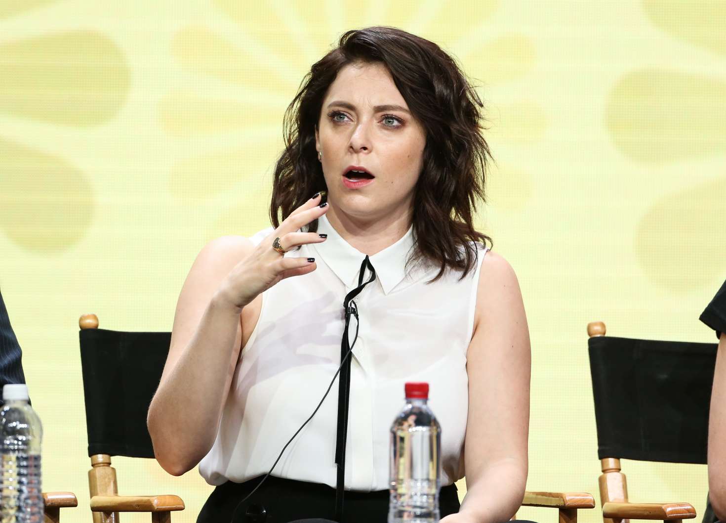 Rachel Bloom Vella Lovell and Gabrielle Ruiz: Crazy Ex-Girlfriend TV