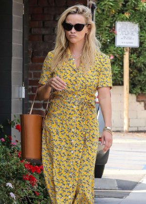 Reese Witherspoon in Yellow Summery Dress - Out in the Pacific Palisades