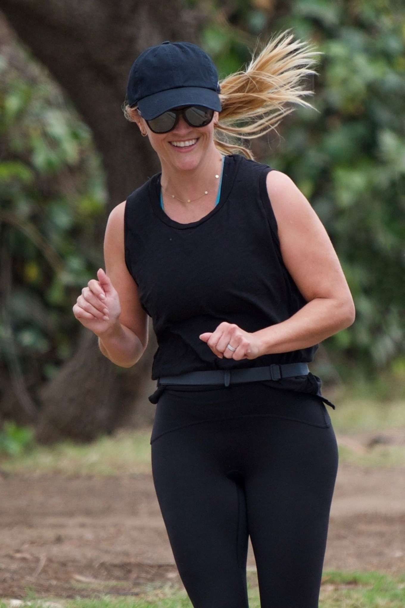 Reese Witherspoon: Jogging In Los Angeles-02 | GotCeleb