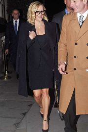 Reese Witherspoon - Spotted leaving her hotel in London