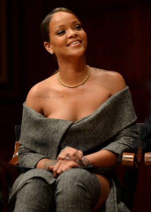 Rihanna - 2017 Harvard Humanitarian of the Year Award in Cambridge