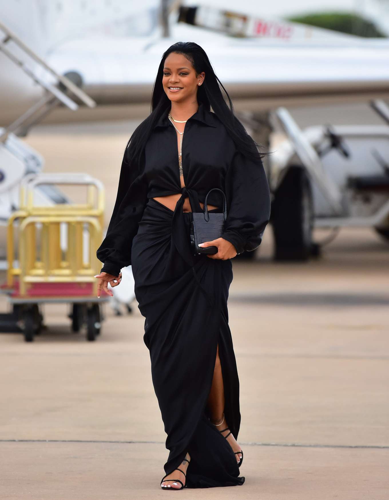 Rihanna - Arriving in Barbados for Crop Over Festival-14 | GotCeleb