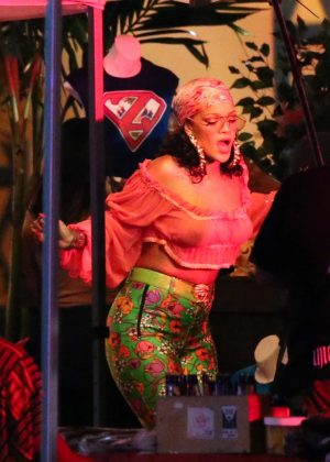 Rihanna - Ffilmed a music video with DJ Khaled in Miami