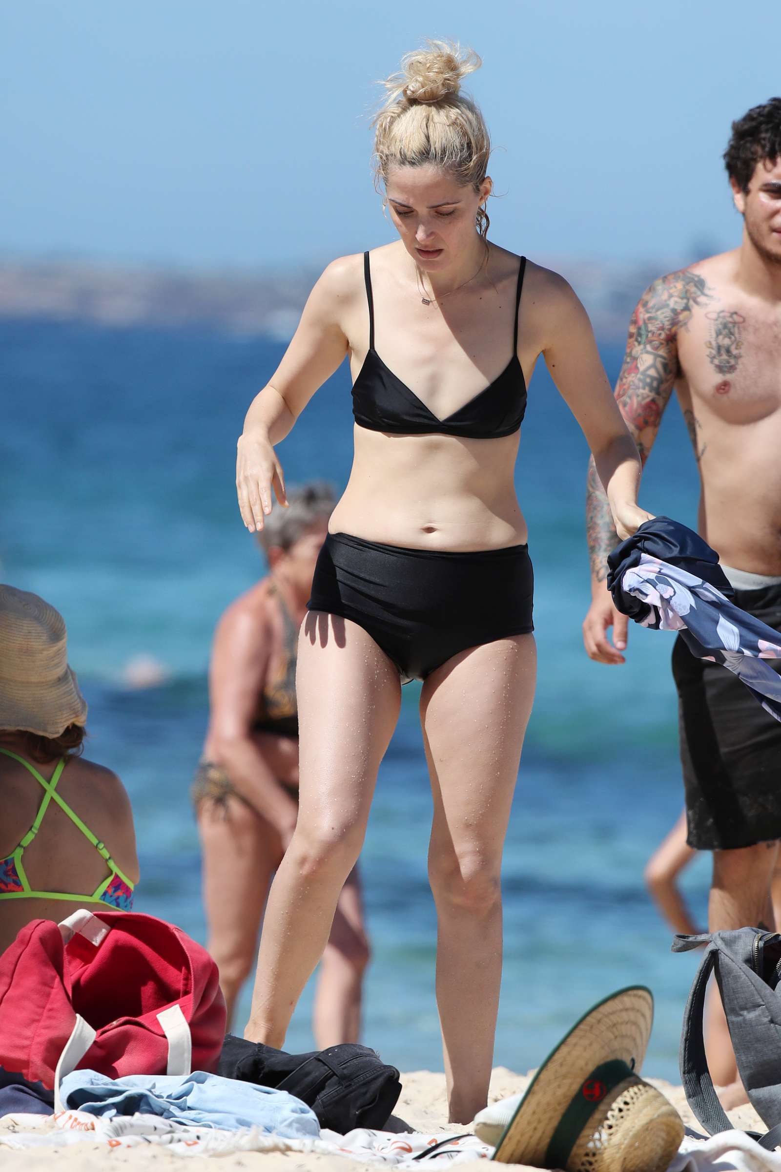 Rose Byrne in Bikini at Bondi Beach in Sydney | GotCeleb