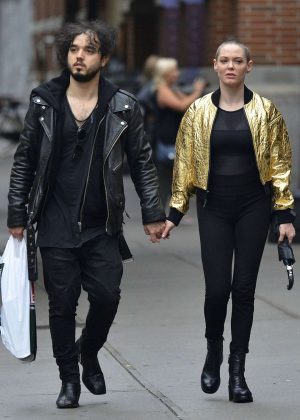 Rose Mcgowan and Davey Detail Out in New York