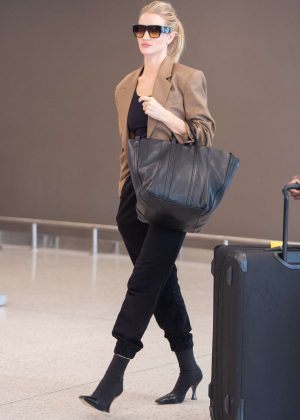 Rosie Huntington Whiteley - Arrives at JFK Airport in NYC