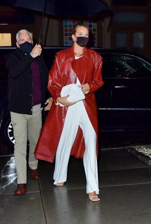 Rosie Huntington-Whiteley - Out to dinner at Waverly Inn in New York