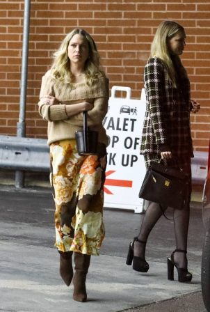 Sara Foster - With her sister Erin Foster on a night out at Funke Restaurant in Beverly Hills