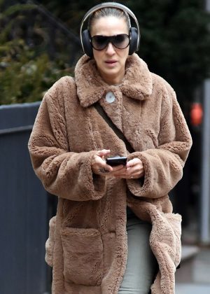 Sarah Jessica Parker in Fur Coat - Out and about in New York City