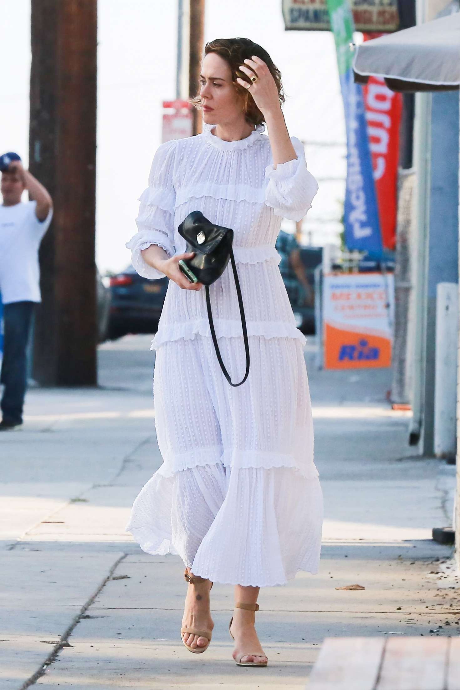 Sarah Paulson In White Dress 04 Gotceleb