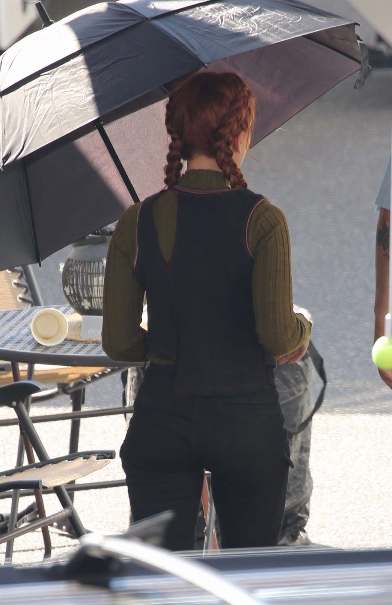 Scarlett Johansson 2020 : Scarlett Johansson – seen filming for her solo Marvel movie Black Widow in Los Angeles-03